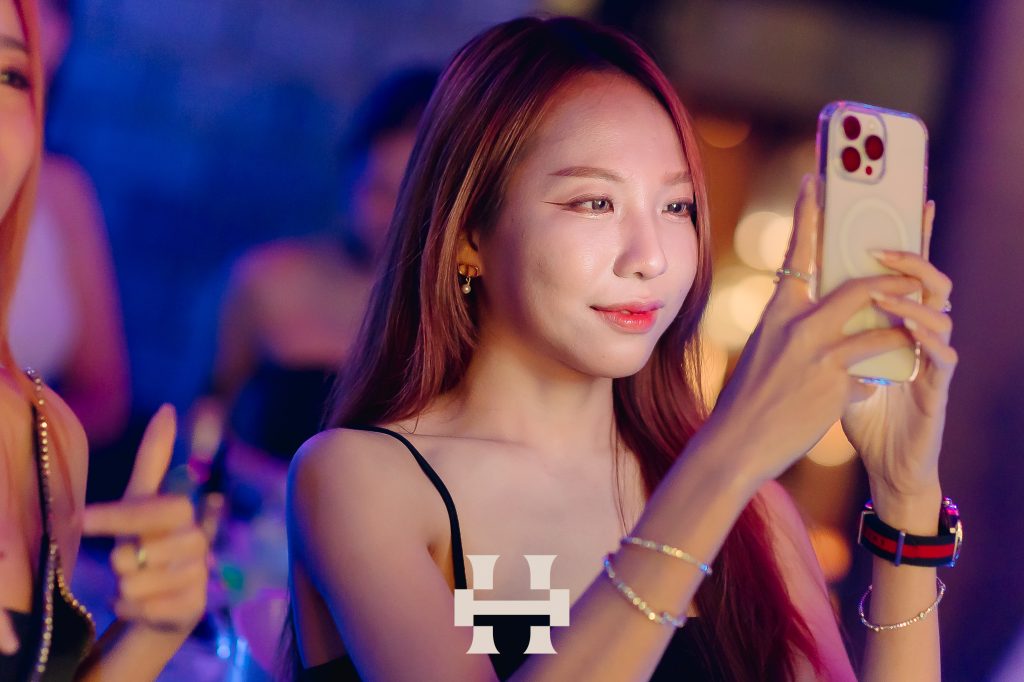 รีวิว HAUS BKK ย่านทองหล่อ เอกมัย
